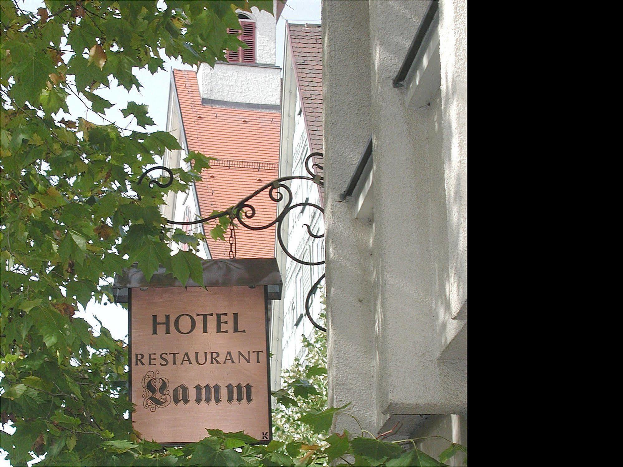 Hotel Und Restaurant Lamm 깅엔안데어브렌츠 외부 사진