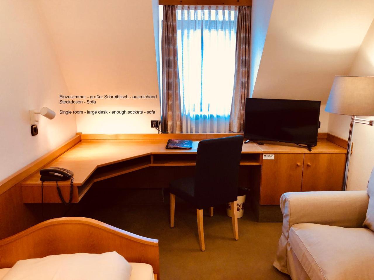 Hotel Und Restaurant Lamm 깅엔안데어브렌츠 외부 사진